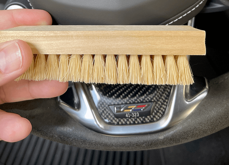 Alcantara Brush